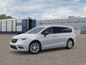 New 2026 Chrysler Pacifica Limited