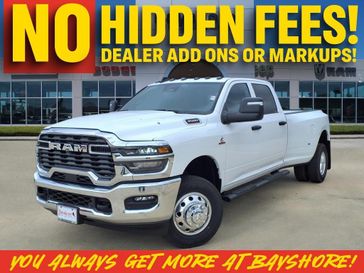 2025 RAM 3500 Tradesman Crew Cab 4x4 8' Box