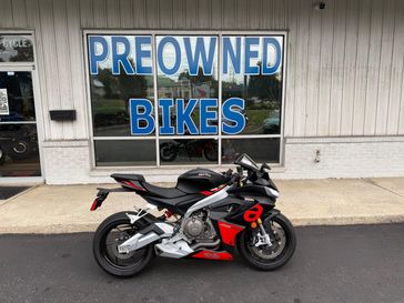 2024 APRILIA RS