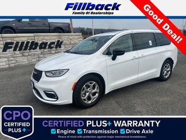 Used 2024 Chrysler Pacifica Limited
