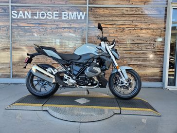 2023 BMW R 1250 R in a Ice Grey exterior color. San Jose BMW Motorcycles 408-618-2154 sjbmw.com 