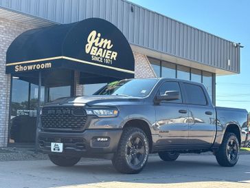 2025 RAM 1500 Warlock Crew Cab 4x4 5'7' Box