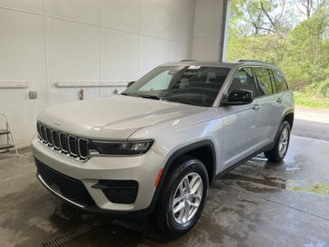 2025 Jeep Grand Cherokee Laredo X 4x4