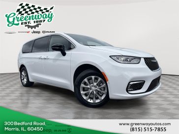 New 2025 Chrysler Pacifica Select Awd
