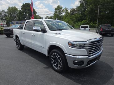 New 2026 RAM 1500 Laramie Crew Cab 4x4 5'7' Box