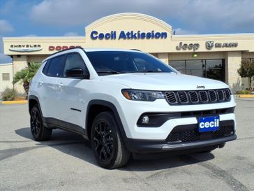 New 2026 Jeep Compass Latitude Altitude