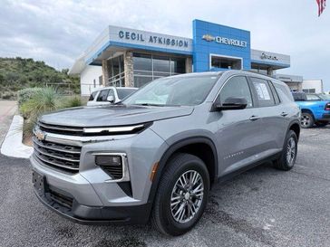 Used 2026 Chevrolet Traverse LT