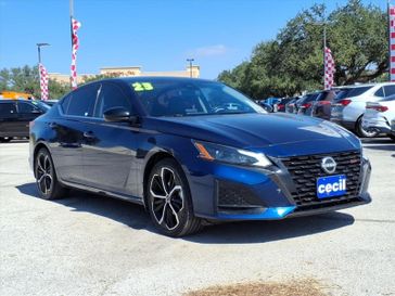 Used 2023 Nissan Altima 2.5 SR