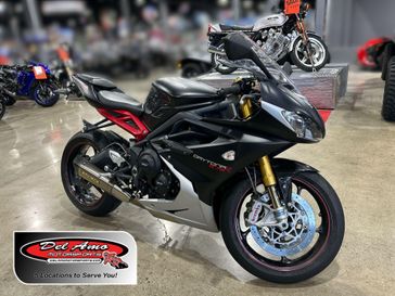 2017 Triumph DAYTONA 675 R 