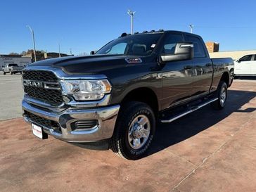 2024 RAM 2500 Tradesman Crew Cab 4x4 6'4' Box