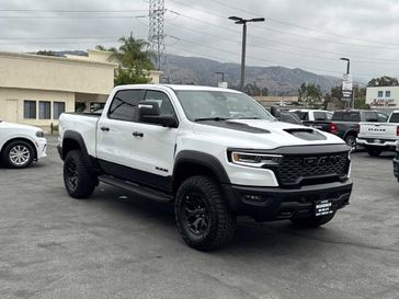 New 2026 RAM 1500 Rho Crew Cab 4x4 5'7' Box