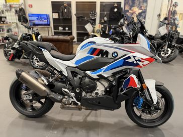 2026 BMW M 1000 XR