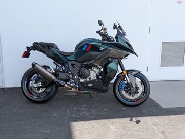 2026 BMW M 1000 XR