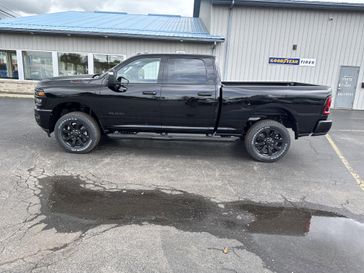 2025 RAM 2500 Big Horn Crew Cab 4x4 6'4' Box