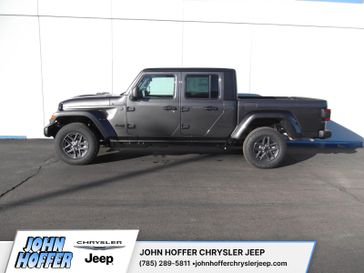 New 2026 Jeep Gladiator Sport S 4x4