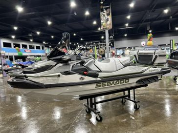 New 2025 Sea-Doo FISHPRO APEX 300 (SOUND SYSTEM) 