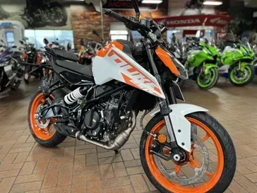 2024 KTM 250 DUKE 