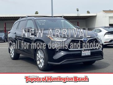 Used 2023 Toyota Highlander Limited