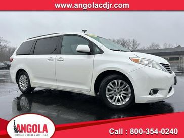 2016 Toyota Sienna XLE Premium