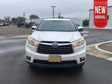 Used 2015 Toyota Highlander LE AWD V6