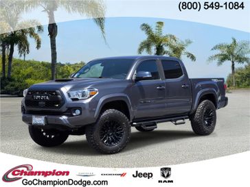 2021 Toyota Tacoma TRD Sport Double Cab 5' Bed V6 AT (Natl)
