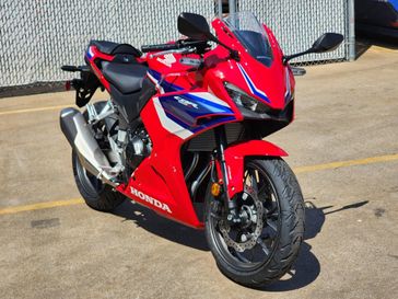 2025 Honda CBR500R 