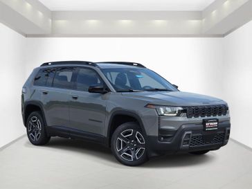 New 2026 Jeep Cherokee Laredo 4x4