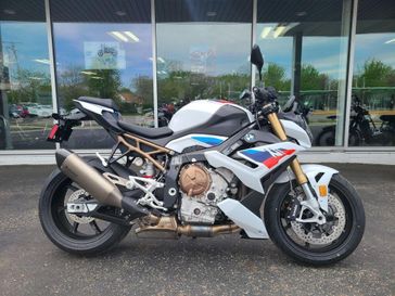 2024 BMW S 1000 R