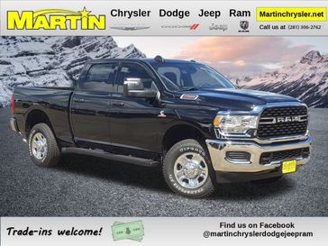 2024 RAM 2500 Tradesman Crew Cab 4x4 6'4' Box