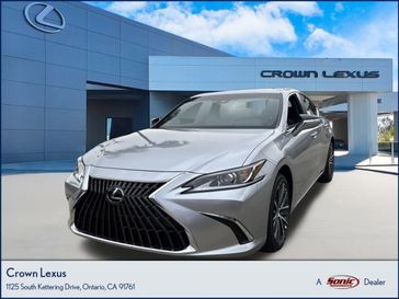 2025 Lexus ES 300h