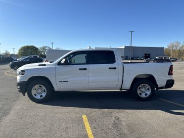 2025 RAM 1500 Tradesman Crew Cab 4x4 5'7' Box