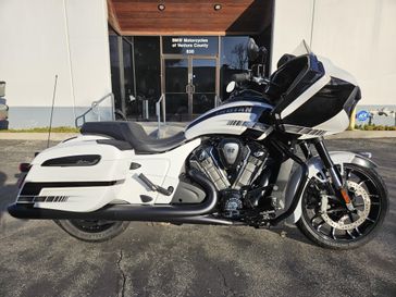 New 2025 Indian Motorcycle Challenger Dark Horse 112