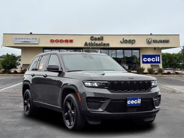 2024 Jeep Grand Cherokee Altitude