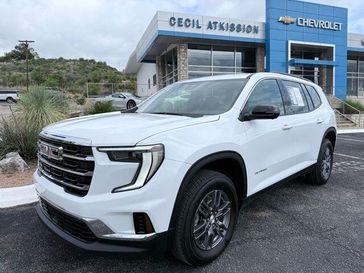 Used 2025 GMC Acadia Elevation