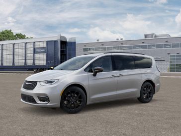 New 2026 Chrysler Pacifica Limited