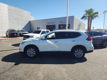 Used 2017 Nissan Rogue SV