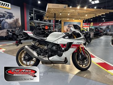 Used 2022 Yamaha YZF-R1 CA 