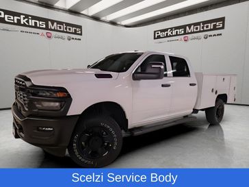 New 2026 RAM 2500 Tradesman Crew Cab 4x4 8' Box