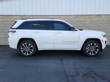 Used 2023 Jeep Grand Cherokee Overland