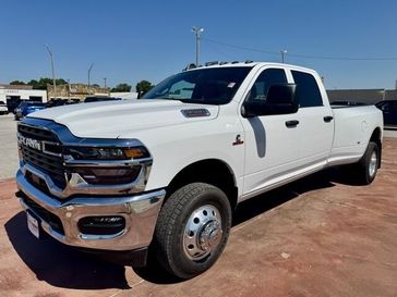 New 2025 RAM 3500 Tradesman Crew Cab 4x4 8' Box