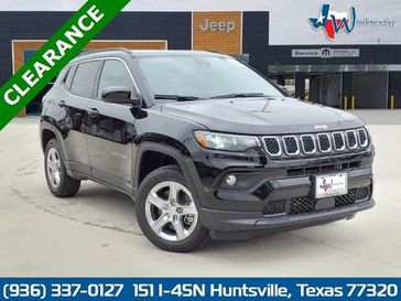 2024 Jeep Compass Latitude 4x4 in a Diamond Black Crystal Pearl Coat exterior color and Blackinterior. Wischnewsky Dodge 936-755-5310 wischnewskydodge.com 
