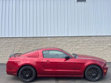 2014 Ford Mustang V6