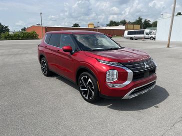 Used 2024 Mitsubishi Outlander SE
