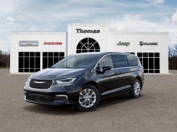 New 2026 Chrysler Pacifica Select Awd