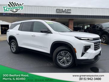 Used 2025 Chevrolet Traverse AWD LT
