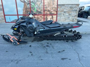 2025 Ski-doo Summit Adrenaline with Edge package 850 E-TEC