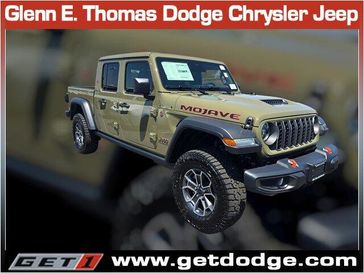 New 2026 Jeep Gladiator Mojave 4x4