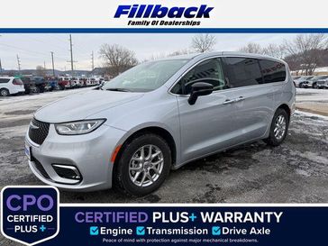 Used 2024 Chrysler Pacifica Touring L