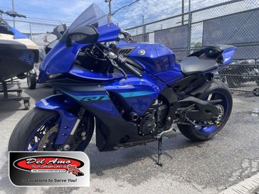 Used 2024 Yamaha YZF-R1 CA 