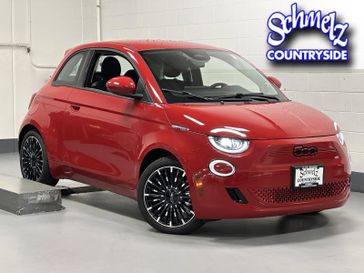 New 2024 Fiat 500e Inspi(red)